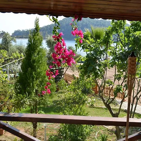 Lagoon Boutique Олудениз