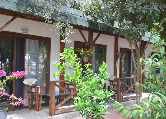 Lagoon Boutique