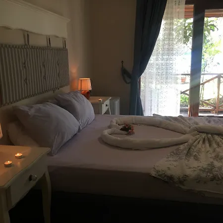 Hotel Lagoon Boutique 2*